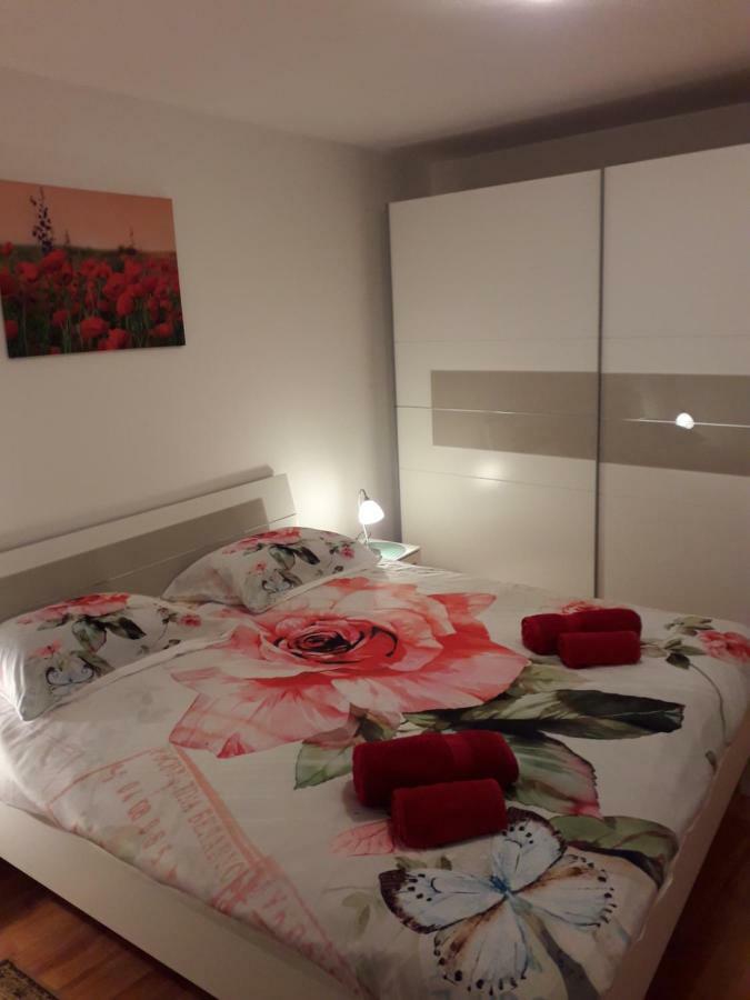 Apartments Alen Pula Extérieur photo